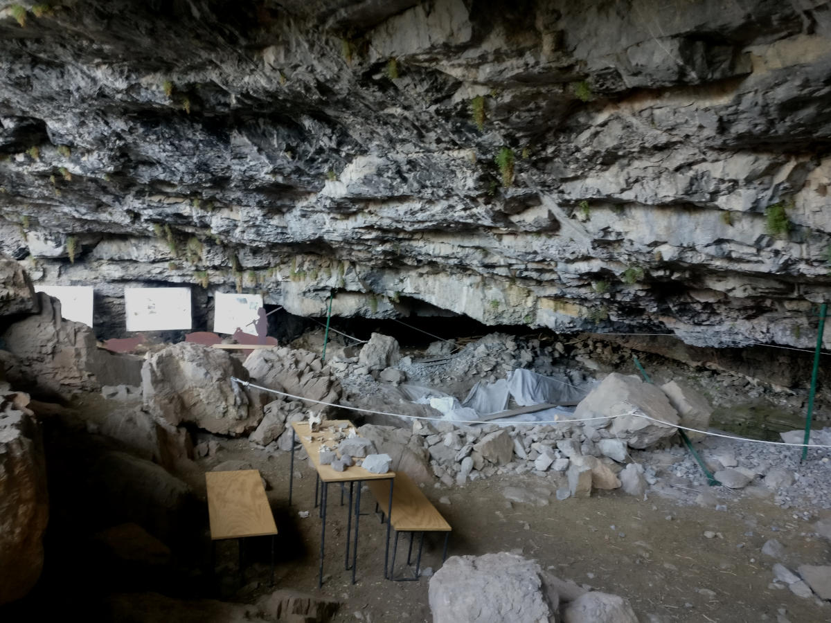 yacimiento arqueológico cueva del oso